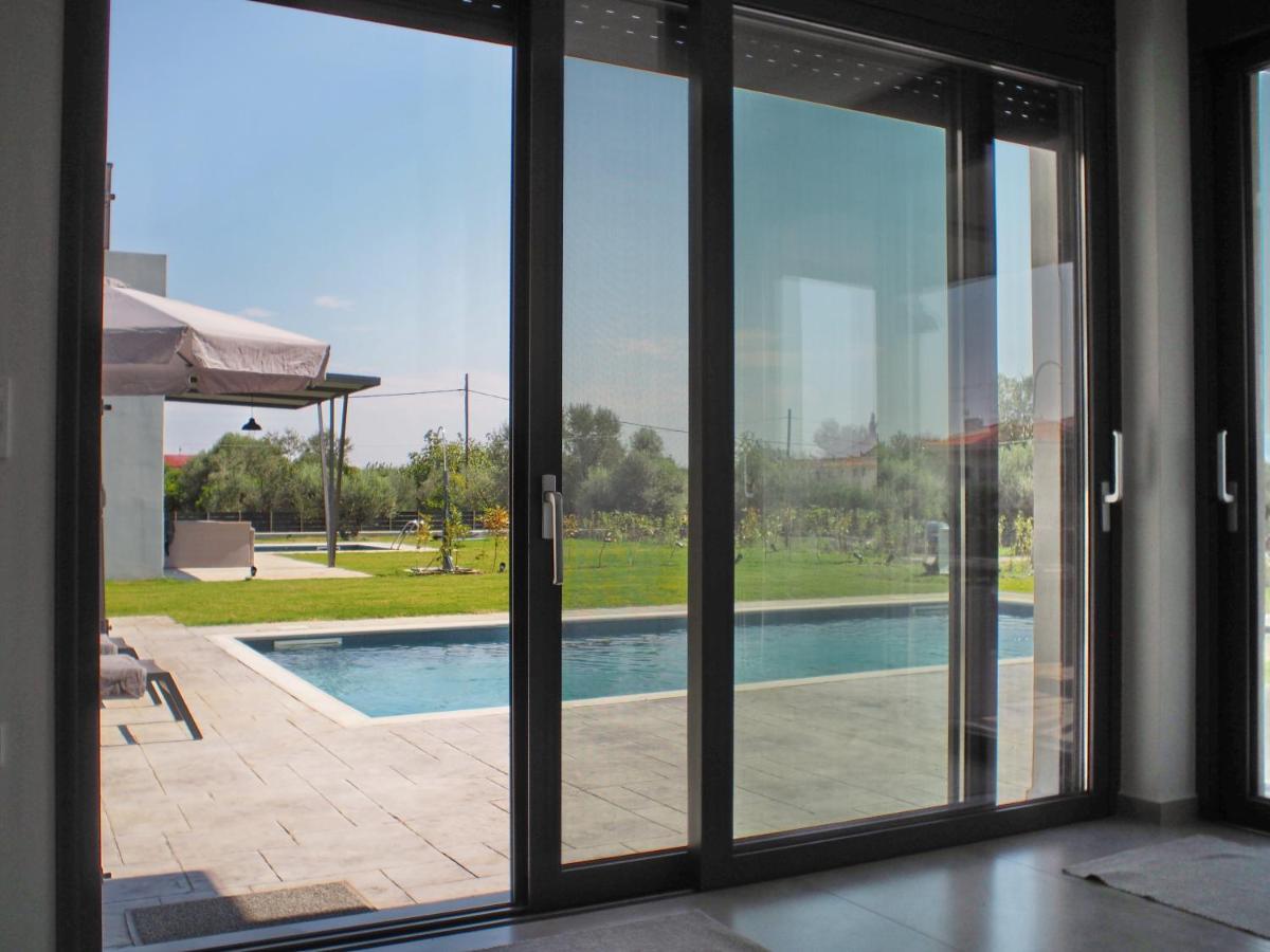 Nostos Luxury Villas With Private Pool In นาฟปาคตอส ภายนอก รูปภาพ